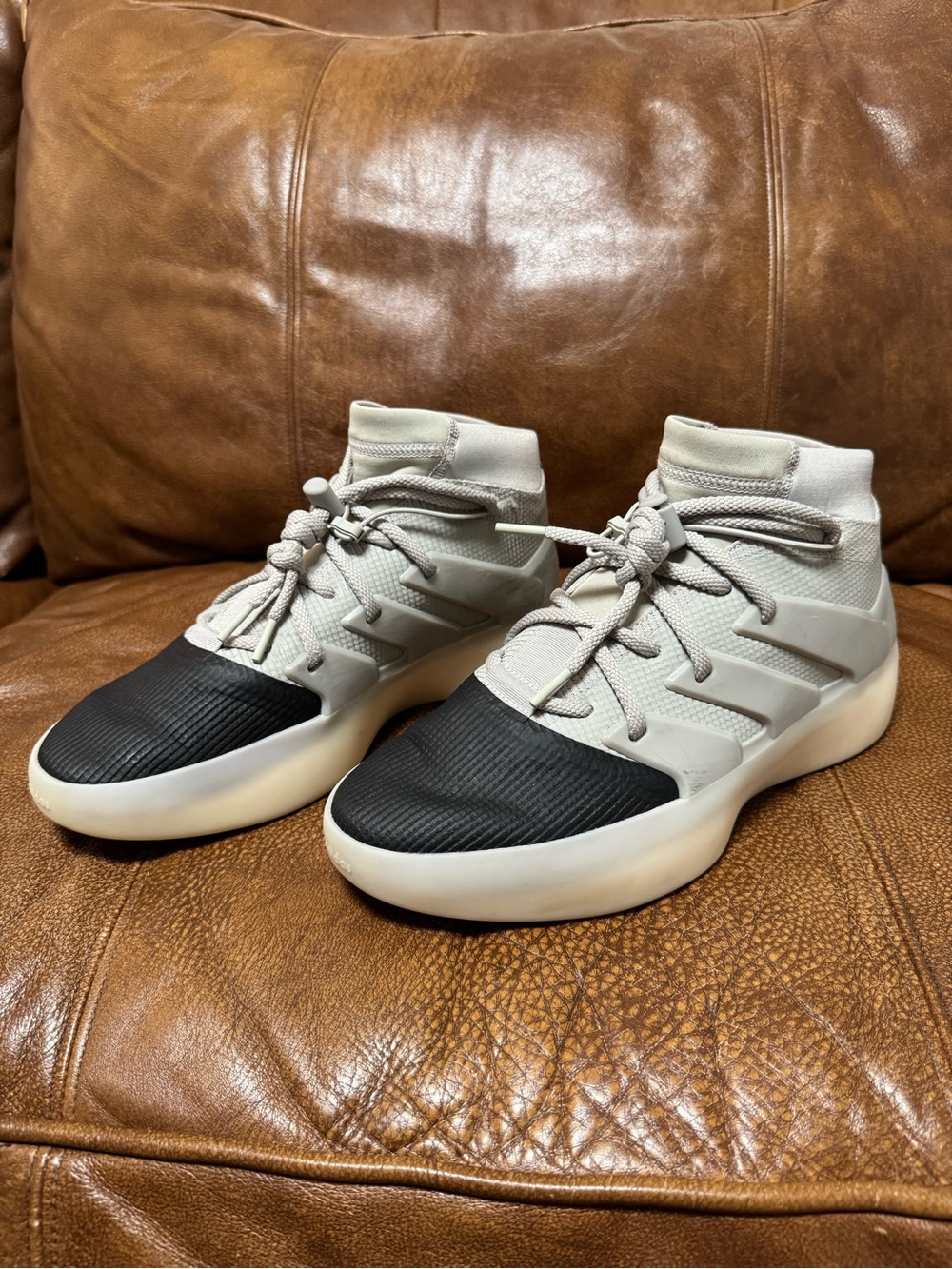 Adidas Fear of God Athletics I Basketbal - Picture 3 of 5
